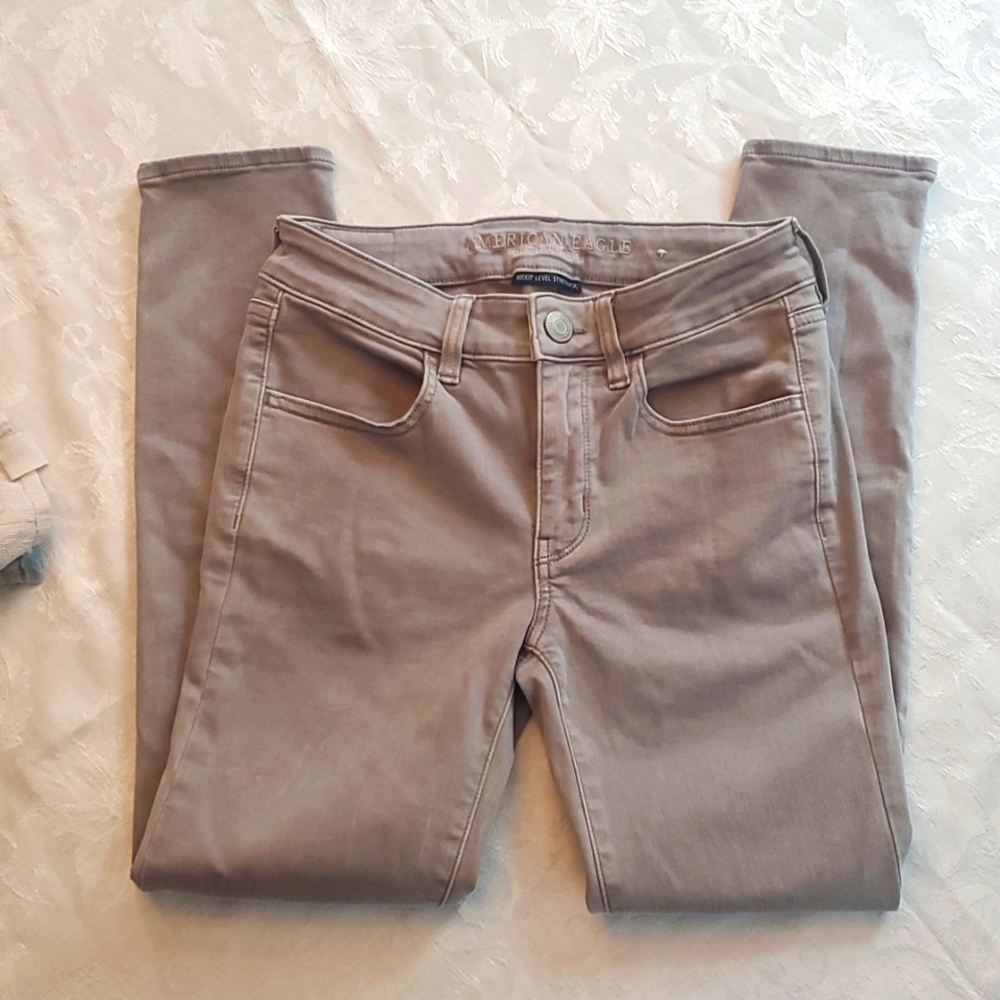 Gray American Eagle Next Level Jeans